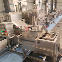 Commerciële aardappelchipsmachine 100-3000kg/uur, semi-automatische productielijn voor frieten met schil- en frituursysteem