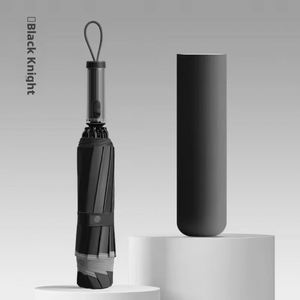 Parapluie inversé classique pour adulte, pliant en trois, 10 baleines, automatique, avec bande réfléchissante, revêtement noir, résistant au soleil, diamètre ouvert 120 cm - Product Image 1