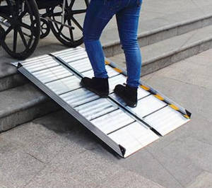 Rampa <span class=keywords><strong>para</strong></span> <span class=keywords><strong>Discapacitados</strong></span> de dos pliegues de 1,2 m * 0,75 m, <span class=keywords><strong>rampas</strong></span> plegables de aluminio <span class=keywords><strong>para</strong></span> sillas de ruedas <span class=keywords><strong>para</strong></span> <span class=keywords><strong>escaleras</strong></span>, <span class=keywords><strong>rampas</strong></span> de carga plegables ligeras <span class=keywords><strong>para</strong></span> <span class=keywords><strong>discapacitados</strong></span> - Product Image 2