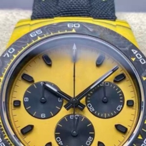 Customized high-quality carbon fiber square hollow luxury watch, equipped with sapphire crystal surface and nylon strap - Product Image 3