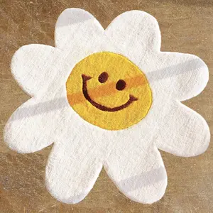 Tapis épais lavable de haute qualité joli tapis de sourire d'oeuf de fleur douce pour les enfants