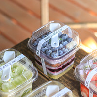 Boîtes à dessert jetables transparentes avec couvercles hauts pour mousse, yaourt, pudding, tiramisu, desserts portables à emporter, avec cuillère