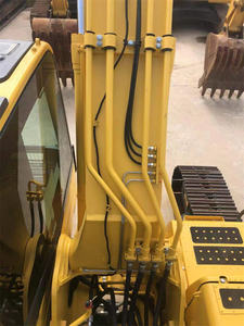 Nouvelle pelle PC240-8 Komatsu d'occasion en bon état, bien entretenue, avec de faibles heures de travail et à un bon prix - Product Image 2