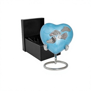 Urne adulte de crémation de pied gravée pour les cendres humaines Mini urne de souvenir de coeur pour les cendres avec la boîte libre de velours - Product Image 1