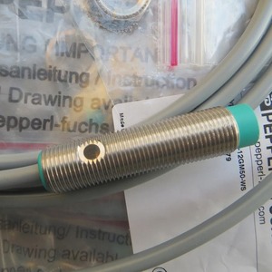 Interruptor de Proximidad Pepperl Fuchs NJ4-12GM50-WS Inductivo 12mm IP67 Dos Cables AC 220VAC NO Terminal de Tornillo M12 - Product Image 2