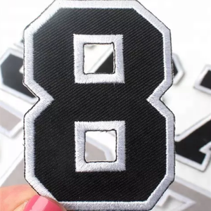 Op maat gemaakte twill stof geborduurde basketbal jersey patches strijk-op stijl twill applicatie nummer patches - Product Image 4