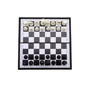 <span class=keywords><strong>Jeu</strong></span> <span class=keywords><strong>d</strong></span>'échecs <span class=keywords><strong>de</strong></span> <span class=keywords><strong>voyage</strong></span> magnétique personnalisé <span class=keywords><strong>de</strong></span> haute qualité, échiquier portable pliable avec pièce <span class=keywords><strong>d</strong></span>'échecs pour le <span class=keywords><strong>jeu</strong></span> - Product Image 5