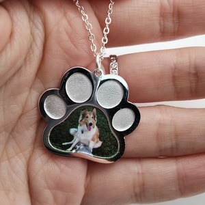 Colar personalizado de pata de cachorro e gato, colar com pingente de memória, fotos de animais de estimação, joias gravadas, presente de família - Product Image 2