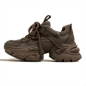 Chaussures papa à semelles épaisses femmes 2024 été nouvelles chaussures de sport décontractées en maille rétro américaine améliorant la hauteur - Product Image 3