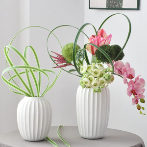 Planta Artificial de Hierba de Acero Yoshinobu, Hojas Verdes, Decoración Creativa de Forma Libre para Mesa de Hotel o Restaurante - Product Image 2