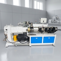 Extrudeuse de tuyaux coniques HDPE/PVC/PP à double vis et contre-rotation Beilijia, rapport L/D 34:1, vitesse de vis 120 tr/min, puissance 133 kW, PLC
