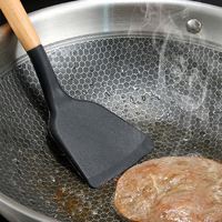 12-delige kleurrijke houten keukengereiset met zevenkleurige siliconen, hittebestendig, antislip, vaatwasserbestendig