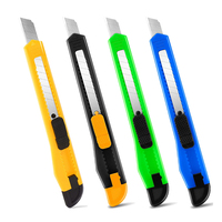 Couteau utilitaire rétractable personnalisé de 9MM coupe-boîte compact lame large pour les kits d'outils promotionnels d'arts de bureau utilisation prolongée