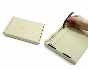 Caja de Embalaje de Alimentos Personalizada con Tira Desprendible para Repostería y Entrega de Postres - Product Image 1