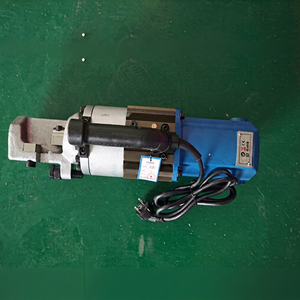 Coupe-ferraille hydraulique électrique portable Xinsda Machinery 28 mm 1,6 kW 220 V, niveau de sécurité élevé - Product Image 1