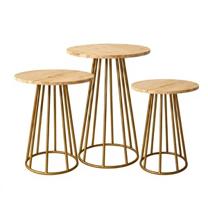 Nuevas llegadas: Soporte redondo de madera para tartas, tamaño personalizado, base de metal dorado, pedestal para exhibir postres para bodas, fiestas de cumpleaños, hogar y hotel. - Product Image 1