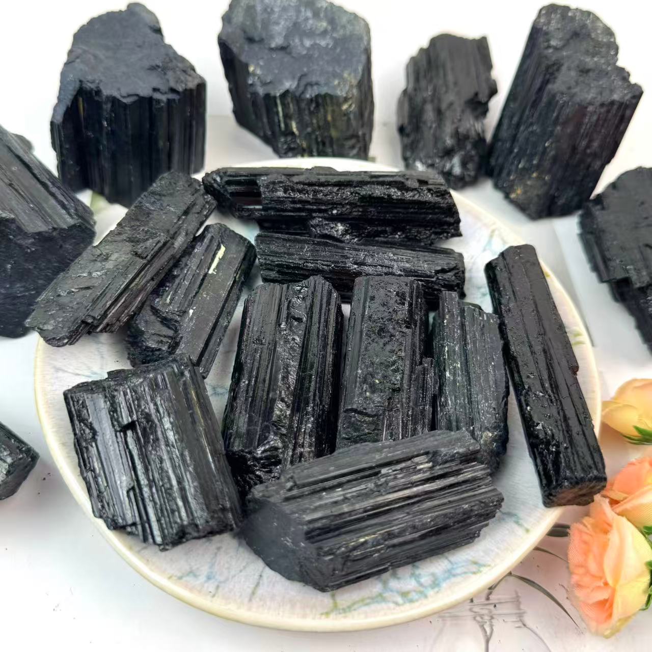 Tormalina Nera Grezza