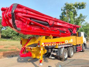 Pompe à béton hydraulique d'occasion SYM5330THB 49m, moteur diesel, pour travaux de construction, modèle 2013, à prix avantageux - Product Image 6