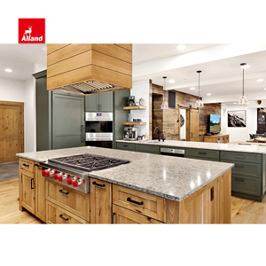 Allandcabinet màu xanh sơn và màu nâu gỗ sồi rắn hình chữ U Shaker phong cách tủ bếp hai tông màu với đảo - Product Image 5