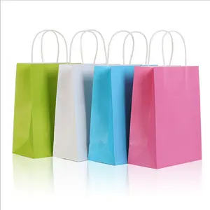 맞춤형 로고 색상 인쇄 재활용 고급 의류 쇼핑 포장 손잡이 크래프트 종이 가방