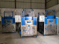 Máquina de Rotomoldeo de Acero Duradero de Ingeniería Tropicalizada para Muñecas de PVC y Huchas de Animales
