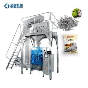 Balanza lineal de 4 cabezales para partículas químicas Masterbatch Fertilizantes Pesaje Empaquetadora - Product Image 1