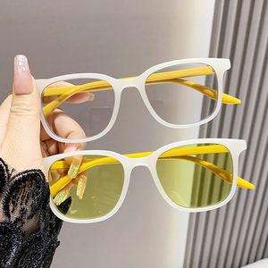 Gafas de Sol de Moda 2025 para Mujer, Lentes que Cambian de Color, Protección UV400, Anti Luz Azul, Fotocromáticas, para Miopía - Product Image 3