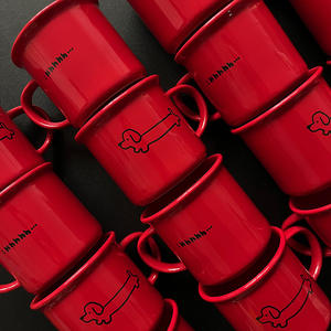 <span class=keywords><strong>Taza</strong></span> de cerámica con diseño de cachorro 2025 rojo clásico, <span class=keywords><strong>taza</strong></span> bonita y divertida para regalos de fiesta de Año Nuevo o Navidad - Product Image 2