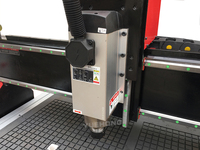 Máquina enrutadora de corte y grabado de talla de madera Cnc 1530 en GuangZhou