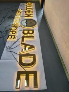 不锈钢夜光太阳能 LED 门牌，带 LED 灯条，适用于汽车和公司 - Product Image 4