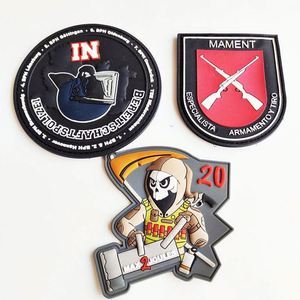 Etiqueta de Silicona con Relieve 2D de Diseño Personalizado, Parches de Goma Suave para Ropa, Parches de PVC 3D para Prendas - Product Image 6