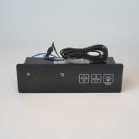 Termostato programable de panel grande KT-7010LF controla dos cargas: refrigeración e iluminación.