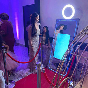 Cabina de Fotos Interactiva con Espejo Mágico Bluetooth UNIV, Marco con Luz LED, Máquina de Fotos con Tecnología de Realidad Aumentada (RA) para Bodas y Eventos - Product Image 5