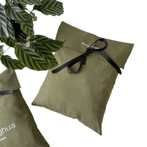 Bolsa de Embalaje Ecológica de Algodón Twill para Ropa, Bufandas y Pelucas, con Logotipo Personalizado Impreso y Cinta Decorativa - Product Image 5