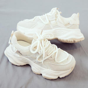 Zapatillas deportivas casuales de malla transpirable con suela gruesa para el verano 2026, que aumentan la altura, versátiles para uso diario y deportivo. - Product Image 4