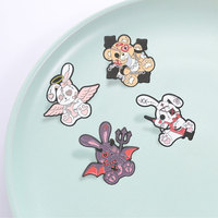 Broche en émail Poupée Vaudou Gothique, Ours et Lapin brodés, pour Halloween et la décoration de sac à dos