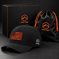 Casquette de baseball noire personnalisée avec patch étoiles et rayures orange, visière incurvée, ajustable, boîte cadeau, sac à cordon, vente en gros, OEM, streetwear
