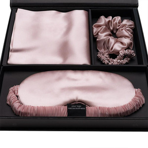 Ensemble <span class=keywords><strong>de</strong></span> luxe en soie <span class=keywords><strong>de</strong></span> mûrier 100% : Taie d'oreiller, <span class=keywords><strong>Masque</strong></span> <span class=keywords><strong>de</strong></span> sommeil et Chouchou en soie, confortable <span class=keywords><strong>pour</strong></span> le <span class=keywords><strong>voyage</strong></span> - Product Image 6