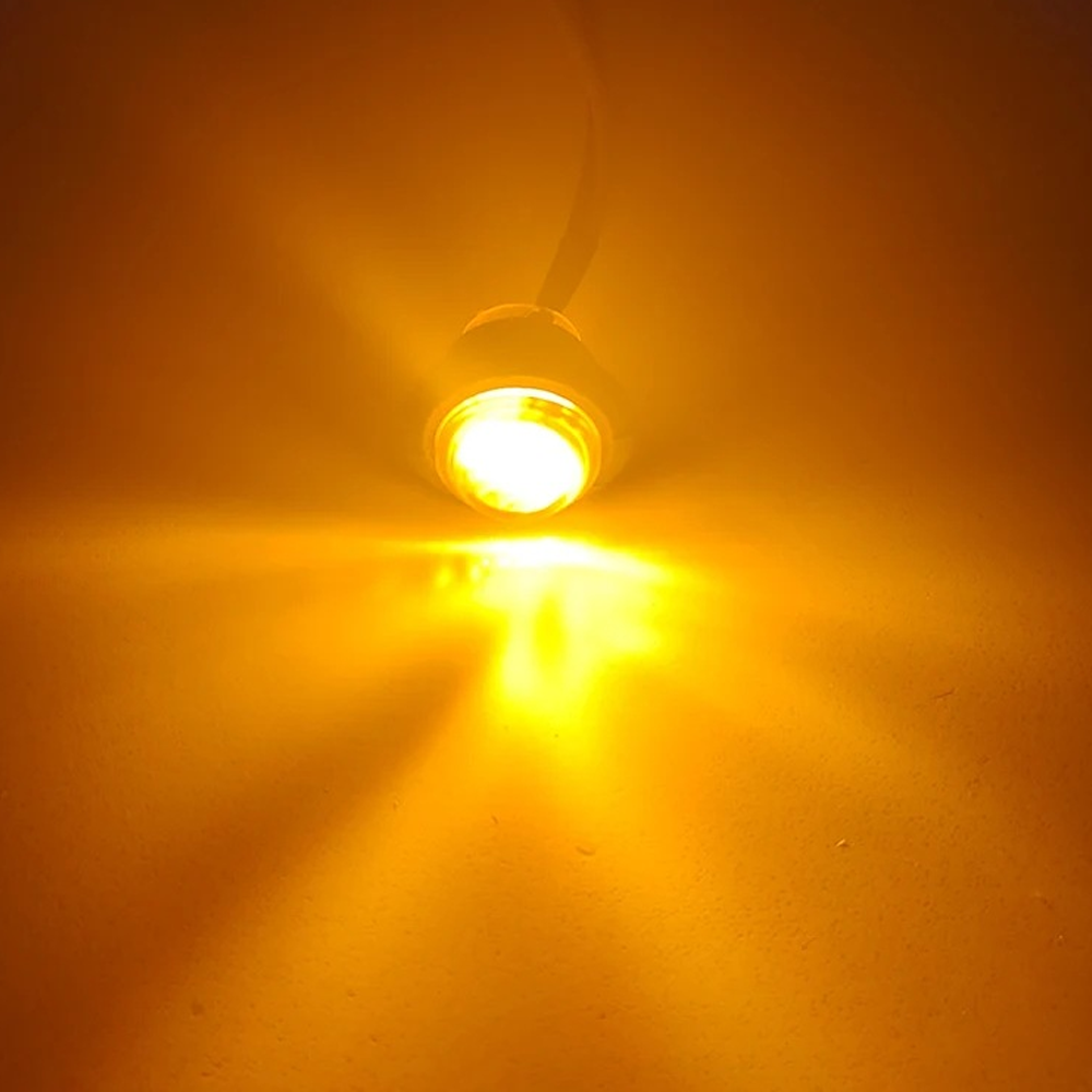 สีเหลือง