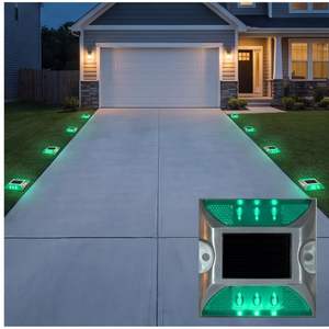 Balise routière solaire bidirectionnelle en aluminium IP68 pour la sécurité des virages et des rampes - Product Image 1