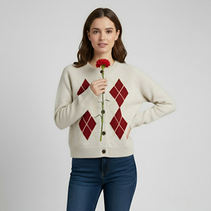 Pull-over long à manches longues pour fille, style preppy, en tricot argyle rouge de haute qualité, avec boutons tendance - Product Image 1