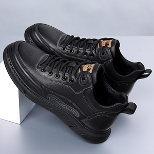 รองเท้าลำลองผู้ชายสีดำทรงกลมส้นเตี้ยพื้นรองเท้าหนานุ่มรองเท้าแฟชั่นทรงหนาสำหรับผู้ใหญ่ขนาด 7888 - Product Image 1