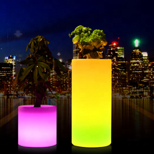 Pots de fleurs d'extérieur lumineux à LED, décoration en PVC illuminée, pot de fleurs lumineux - Product Image 2