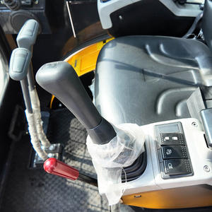 รถขุดขนาดเล็ก 2.5 ตัน จากจีน พร้อมเครื่องยนต์ Kubota สำหรับงานก่อสร้าง ใหม่ พร้อมบุ้งกี๋และอุปกรณ์เสริม - Product Image 4