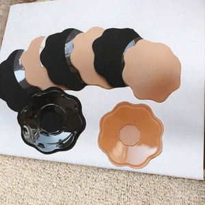 Copricapezzoli Adesivi in Silicone Riutilizzabili per <span class=keywords><strong>Donne</strong></span>, Invisibili, Sexy, Nastro per Seno, Reggiseno Senza Spalline e Schiena, Imbottitura Sollevante - Product Image 3