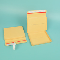 Boîte d'expédition en carton avec bande détachable en papier jaune, logo personnalisé, écologique, auto-adhésive