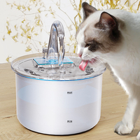 Fontaine à eau pour animaux de compagnie 2L en acier inoxydable, automatique, portable, ultra-silencieuse, rechargeable, avec filtre, design durable pour chats et petits animaux