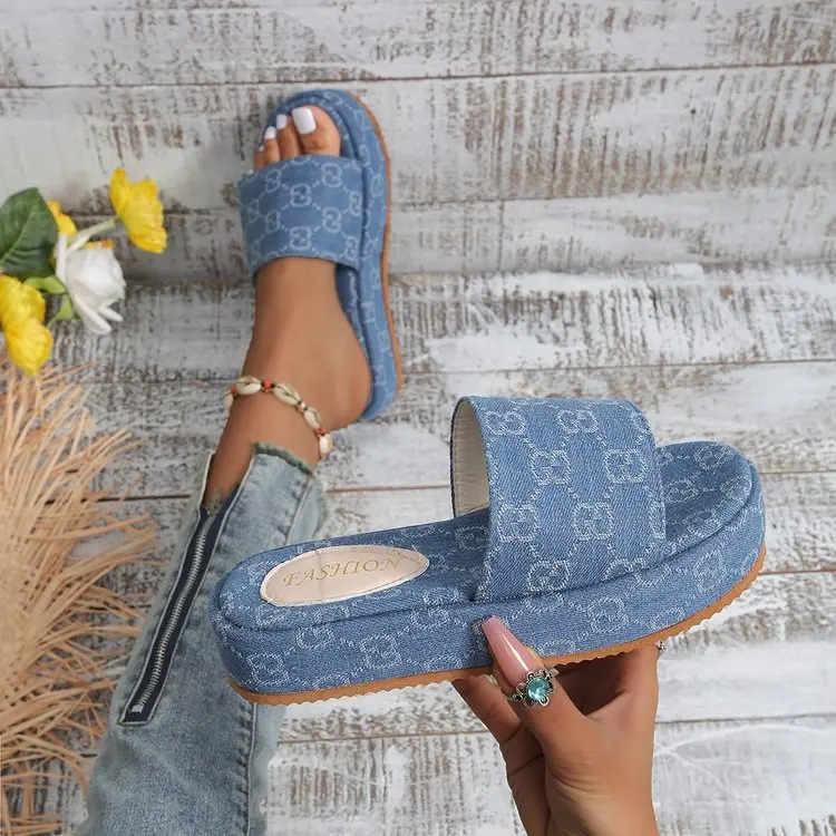 Damesschoenen 2023 Zomer Nieuwe Ronde Kop Dikke Onderkant Dikke Schoenen Vrouwen Platform Slippers