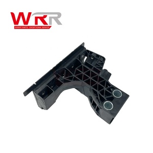 2066209500 2066209600 ชุดกันกระแทกหม้อน้ำสำหรับรถเบนซ์ W206 C200 C300 อะไหล่ตัวถังรถยนต์ ชิ้นส่วนกันชนหน้าแบบทนทาน คู่กันกระแทก - Product Image 3