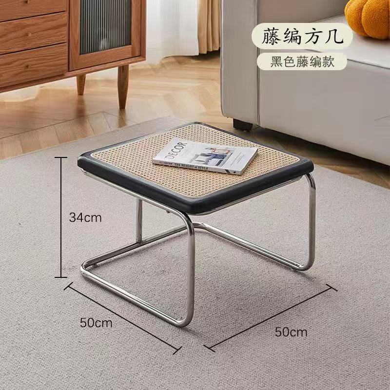 Petite table d'appoint en rotin [noir]